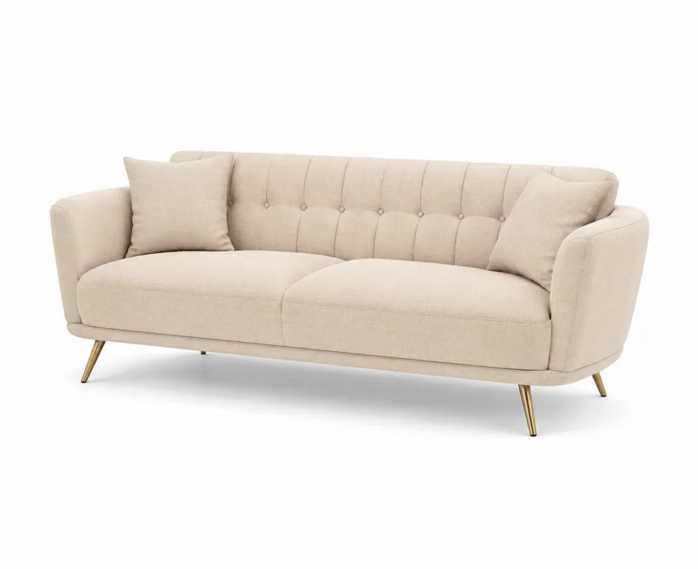 Divano tre posti in tessuto beige con gambe in metallo
